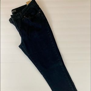 Black Levi’s 535 Leggings.  Black Denim. Stretch. Skinny. Size 14. Jeggings